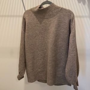 Vince Camuto sweater